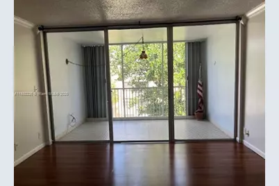 920 NE 199th St #4S, Miami, FL 33179 - Photo 13