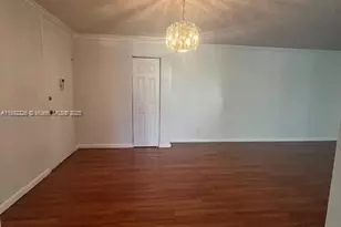 920 NE 199th St, Miami, FL 33179 - Photo 7