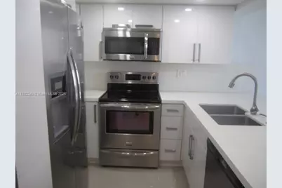 540 Brickell Key Dr #1602, Miami, FL 33131 - Photo 15