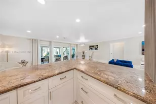 2115 NE 54th Ct, Fort Lauderdale, FL 33308 - Photo 21
