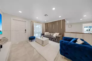 2115 NE 54th Ct, Fort Lauderdale, FL 33308 - Photo 9