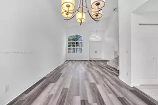 1637 SW 156th Ave, Pembroke Pines, FL 33027 - Photo 5