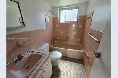 70 NW 77th St #11, Miami, FL 33150 - Photo 3