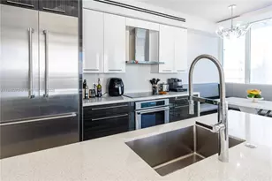 16425 Collins Ave, Sunny Isles Beach, FL 33160 - Photo 17