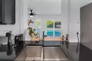 640 NW 12th Ave, Boca Raton, FL 33486 - Photo 7