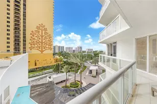 16425 Collins Ave, Sunny Isles Beach, FL 33160 - Photo 3