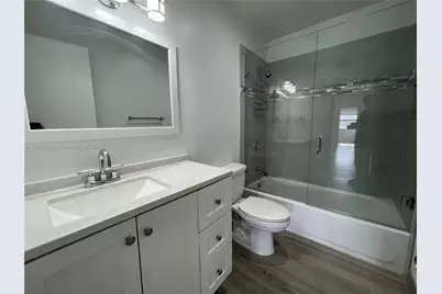 1042 Adams Ave #1042E, Homestead, FL 33034 - Photo 11
