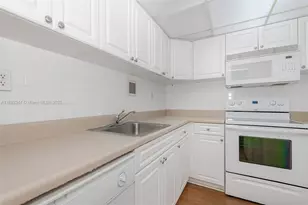1200 West Ave, Miami Beach, FL 33139 - Photo 11