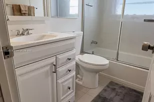 1044 Harwood D, Deerfield Beach, FL 33442 - Photo 7