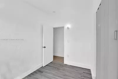 137 NW 29th Ave, Fort Lauderdale, FL 33311 - Photo 31