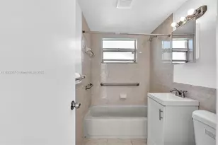 137 NW 29th Ave, Fort Lauderdale, FL 33311 - Photo 29