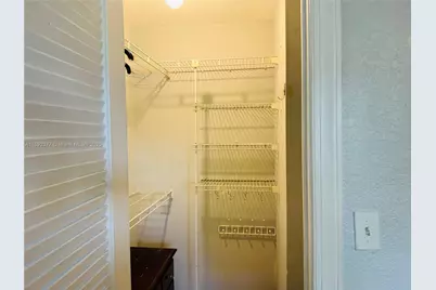 8110 Sunrise Lakes Blvd #109, Sunrise, FL 33322 - Photo 9