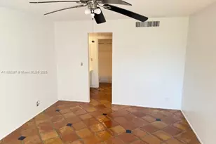 3401 N Country Club Dr, Aventura, FL 33180 - Photo 13