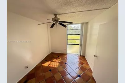 3401 N Country Club Dr #107, Aventura, FL 33180 - Photo 9