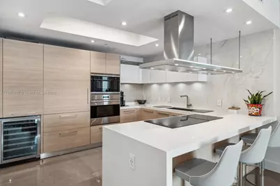 17111 Biscayne Blvd #1004, Aventura, FL 33160 - Photo 5