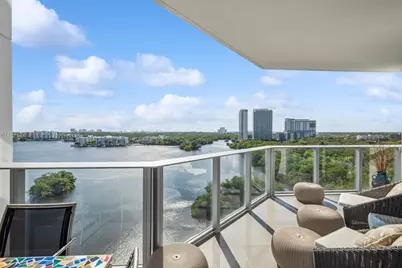 17111 Biscayne Blvd #1004, Aventura, FL 33160 - Photo 1