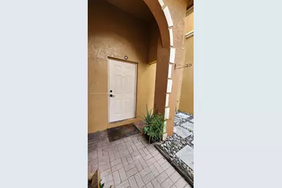 8531 NW 139 Ter #1409, Miami Lakes, FL 33016 - Photo 11