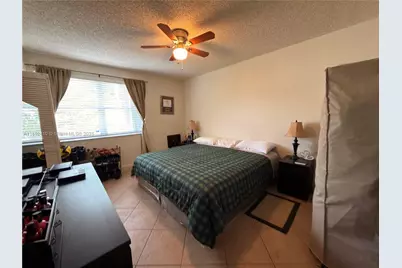 11266 SW 12th St #201, Pembroke Pines, FL 33025 - Photo 11