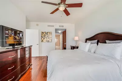 1750 N Bayshore Dr #3001, Miami, FL 33132 - Photo 13