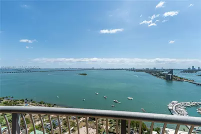 1750 N Bayshore Dr #3001, Miami, FL 33132 - Photo 3