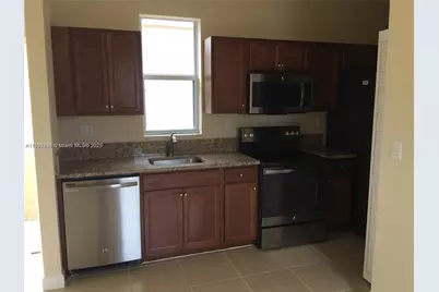 17105 SW 96th St #Studio, Miami, FL 33196 - Photo 3