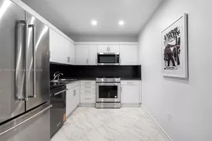 9 Island Ave, Miami Beach, FL 33139 - Photo 3