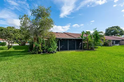 2 Flint Way, Boynton Beach, FL 33426 - Photo 21