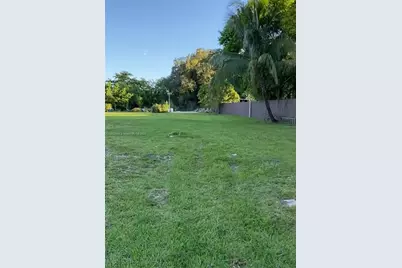 50 NW 156th St, Miami, FL 33169 - Photo 1