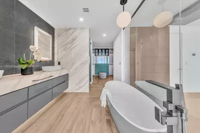 888 Biscayne Blvd #PH 5704, Miami, FL 33132 - Photo 53