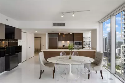 475 Brickell Ave #4015, Miami, FL 33131 - Photo 3