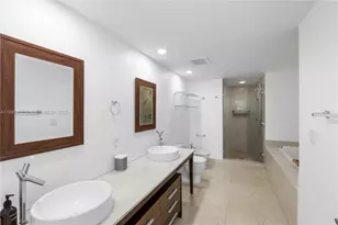 475 Brickell Ave, Miami, FL 33131 - Photo 15