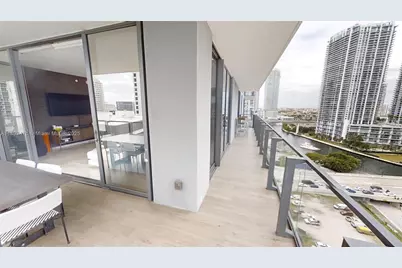 68 SE 6 St #1111, Miami, FL 33131 - Photo 35