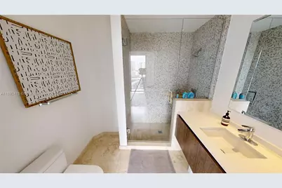 68 SE 6 St #1111, Miami, FL 33131 - Photo 19