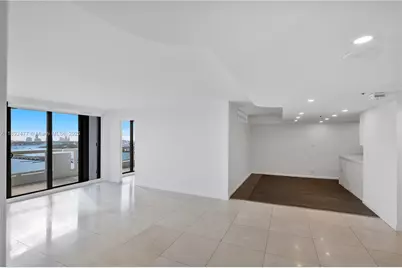 1717 N Bayshore Dr #A-1733, Miami, FL 33132 - Photo 9