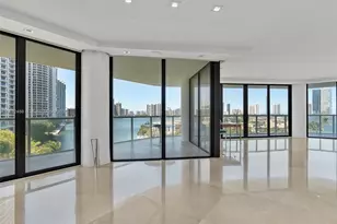 4000 Island Blvd, Aventura, FL 33160 - Photo 11