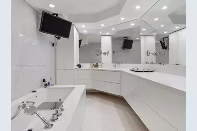 4000 Island Blvd #606, Aventura, FL 33160 - Photo 27