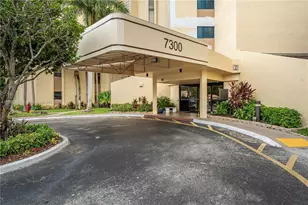 7300 Radice Ct, Lauderhill, FL 33319 - Photo 29