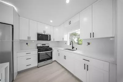 10745 SW 152nd Ter, Miami, FL 33157 - Photo 5