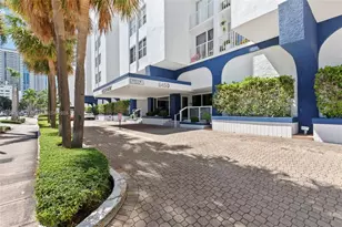 6450 Collins Ave, Miami Beach, FL 33141 - Photo 29