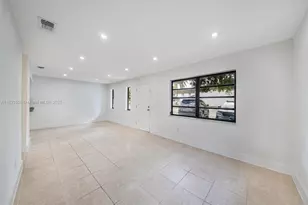 1283 W 42nd St, Hialeah, FL 33012 - Photo 11