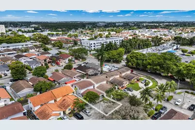 1283 W 42nd St, Hialeah, FL 33012 - Photo 49