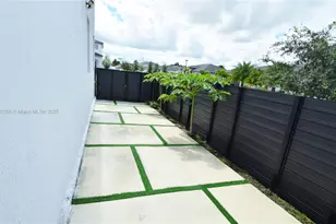12763 SW 214th Ter, Miami, FL 33177 - Photo 33