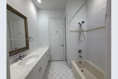 996 Sanibel Dr, Hollywood, FL 33019 - Photo 75