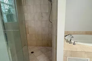 996 Sanibel Dr, Hollywood, FL 33019 - Photo 65