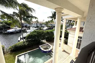 996 Sanibel Dr, Hollywood, FL 33019 - Photo 13