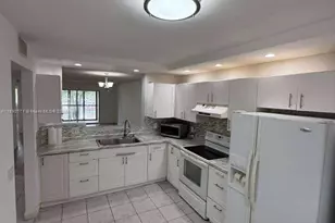 13455 SW 16th Ct, Pembroke Pines, FL 33027 - Photo 13