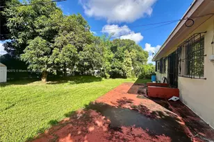 4005 NW 9th St, Miami, FL 33126 - Photo 15