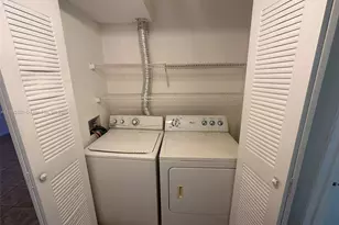 8560 N Sherman Cir, Miramar, FL 33025 - Photo 17