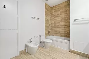 16001 Collins Ave, Sunny Isles Beach, FL 33160 - Photo 23