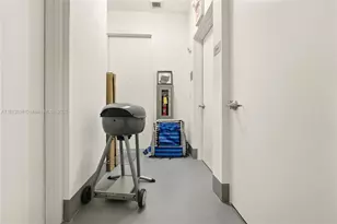 16001 Collins Ave, Sunny Isles Beach, FL 33160 - Photo 29